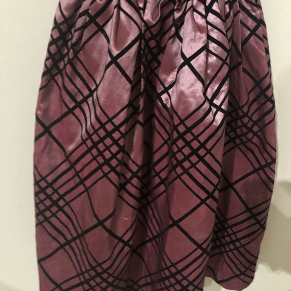 Girls dress - Picture 3 of 10